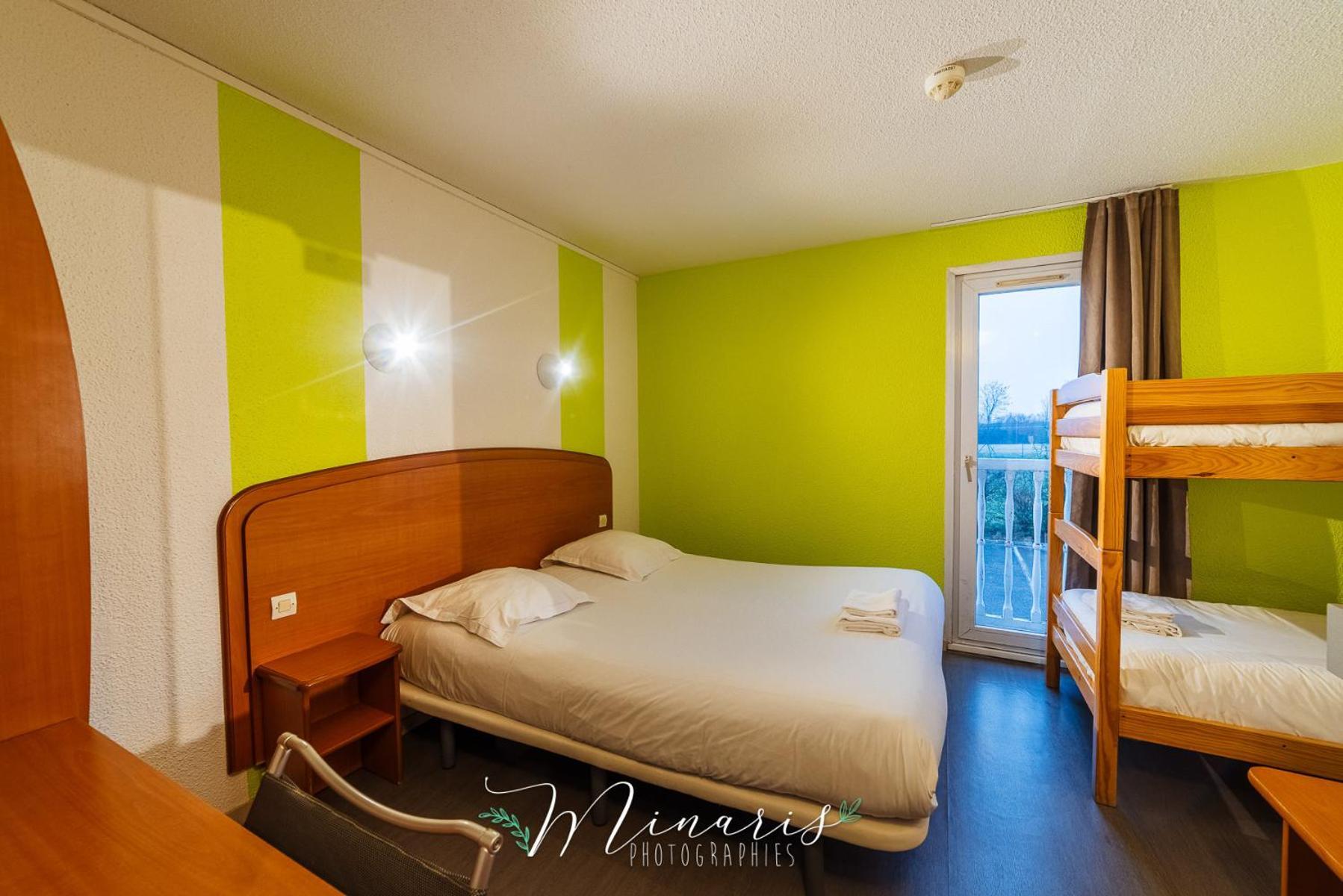 B Hotel Troyes Aeroport 拉查佩里圣鲁 外观 照片