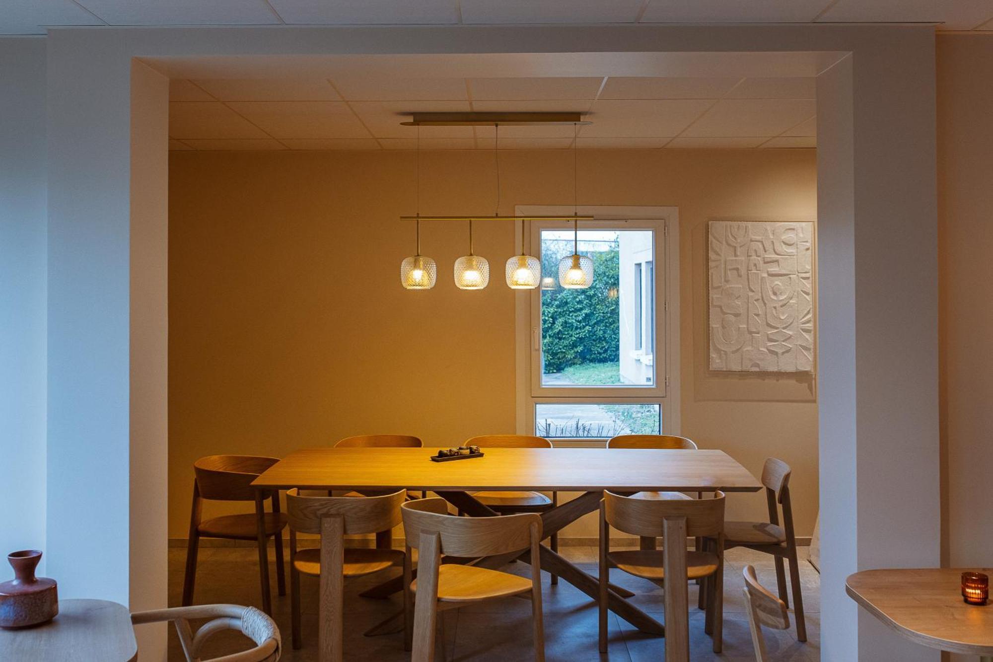 B Hotel Troyes Aeroport 拉查佩里圣鲁 外观 照片