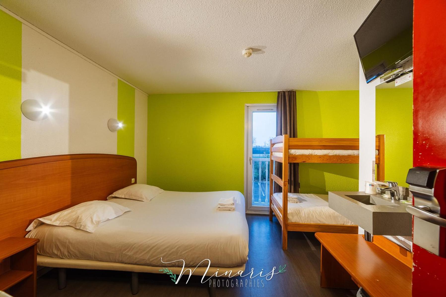 B Hotel Troyes Aeroport 拉查佩里圣鲁 外观 照片