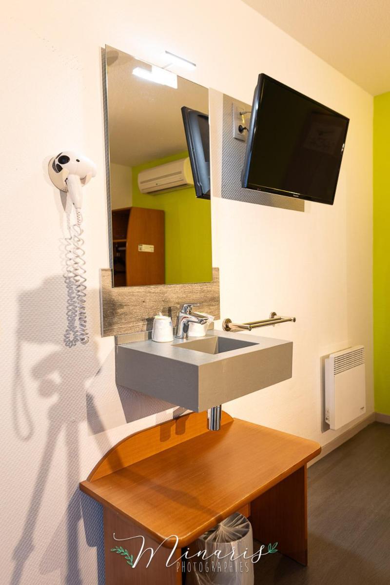 B Hotel Troyes Aeroport 拉查佩里圣鲁 外观 照片