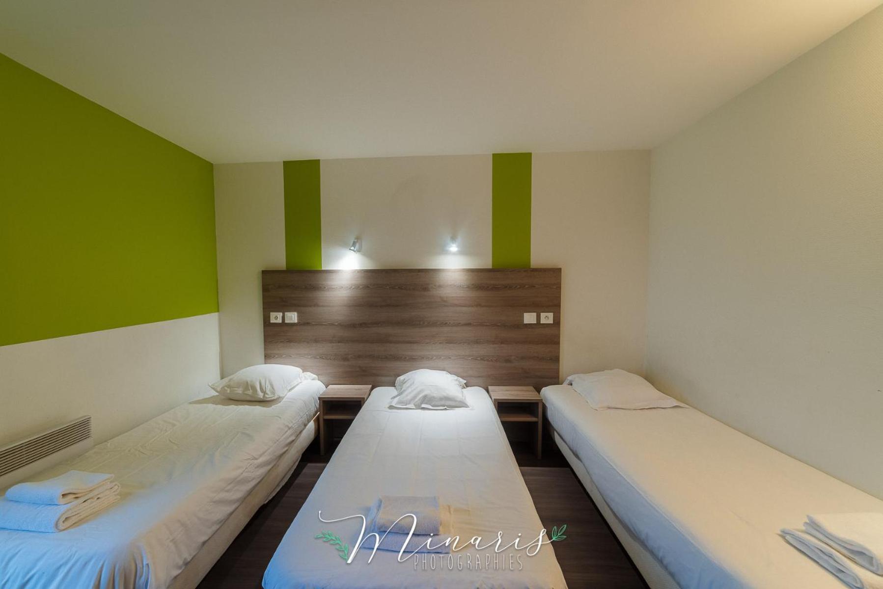 B Hotel Troyes Aeroport 拉查佩里圣鲁 外观 照片